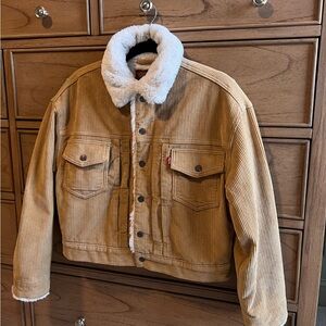 SOLD OUT NWOT Levi's New Heritage Faux Fur Lined Cord Trucker Jacket